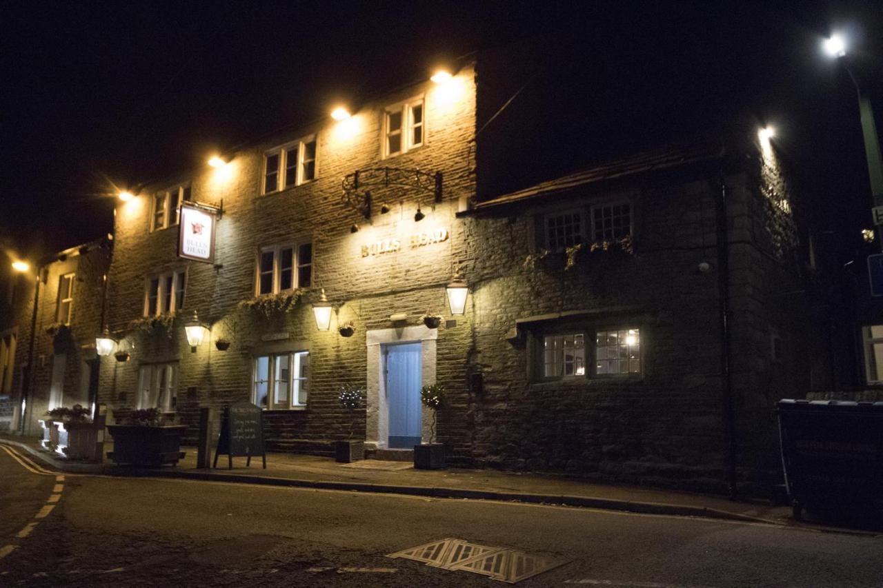 The Bulls Head Hotel Glossop Buitenkant foto